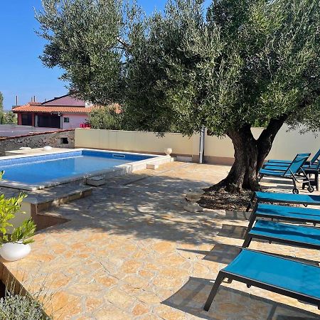 Villa Luger Eg Ražanj Exterior foto