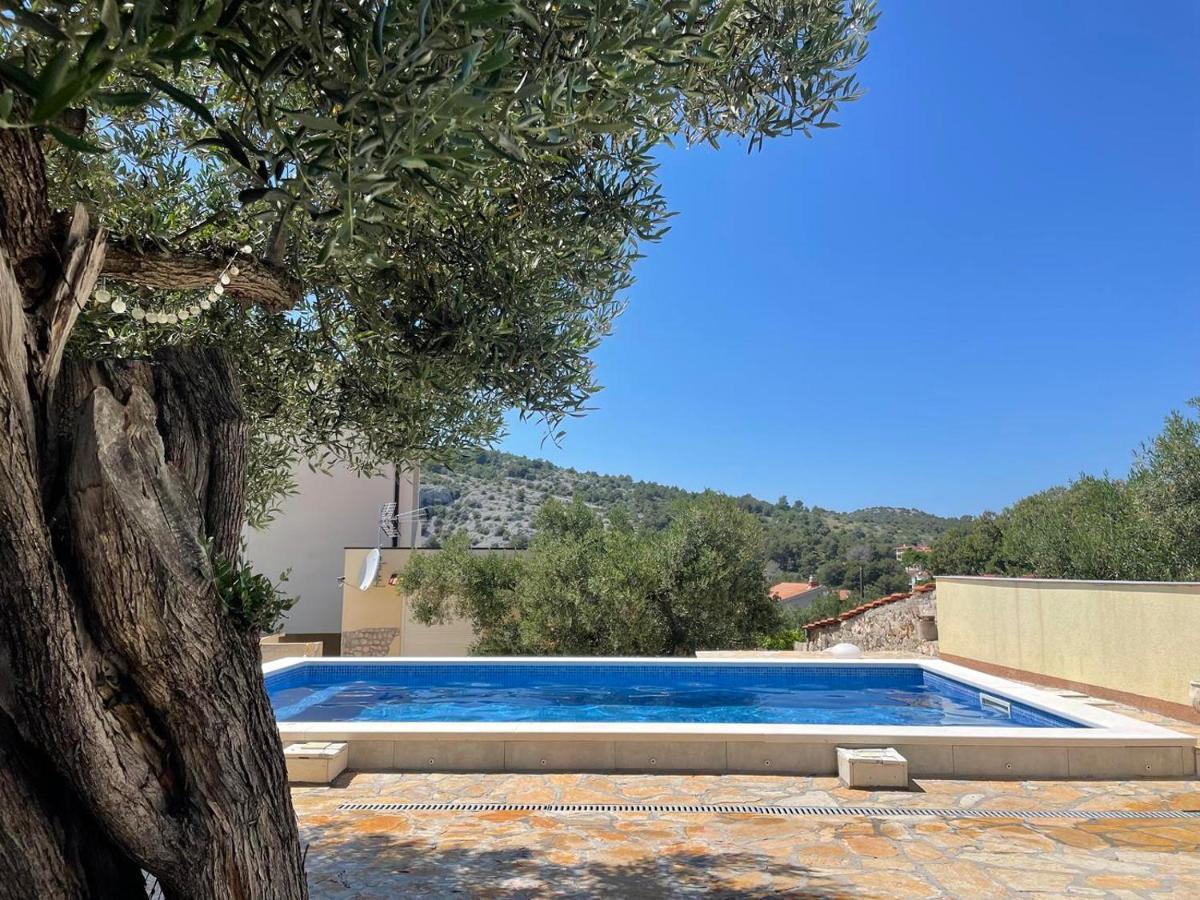 Villa Luger Eg Ražanj Exterior foto