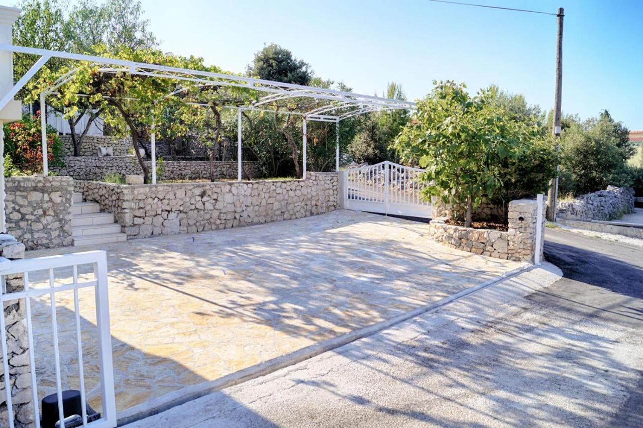 Villa Luger Eg Ražanj Exterior foto